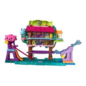 Polly Pocket Pollyville Playset Pet Adventure Treehouse by Mattel